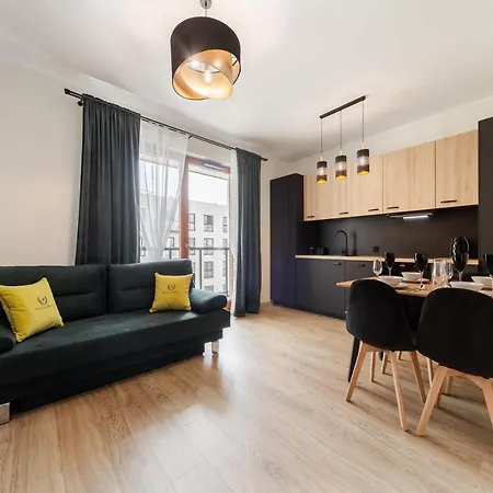 Eu - Zajezdnia - 2 Km Od Morza, Blisko Przystanku Tramwajowego Appartement Gdańsk